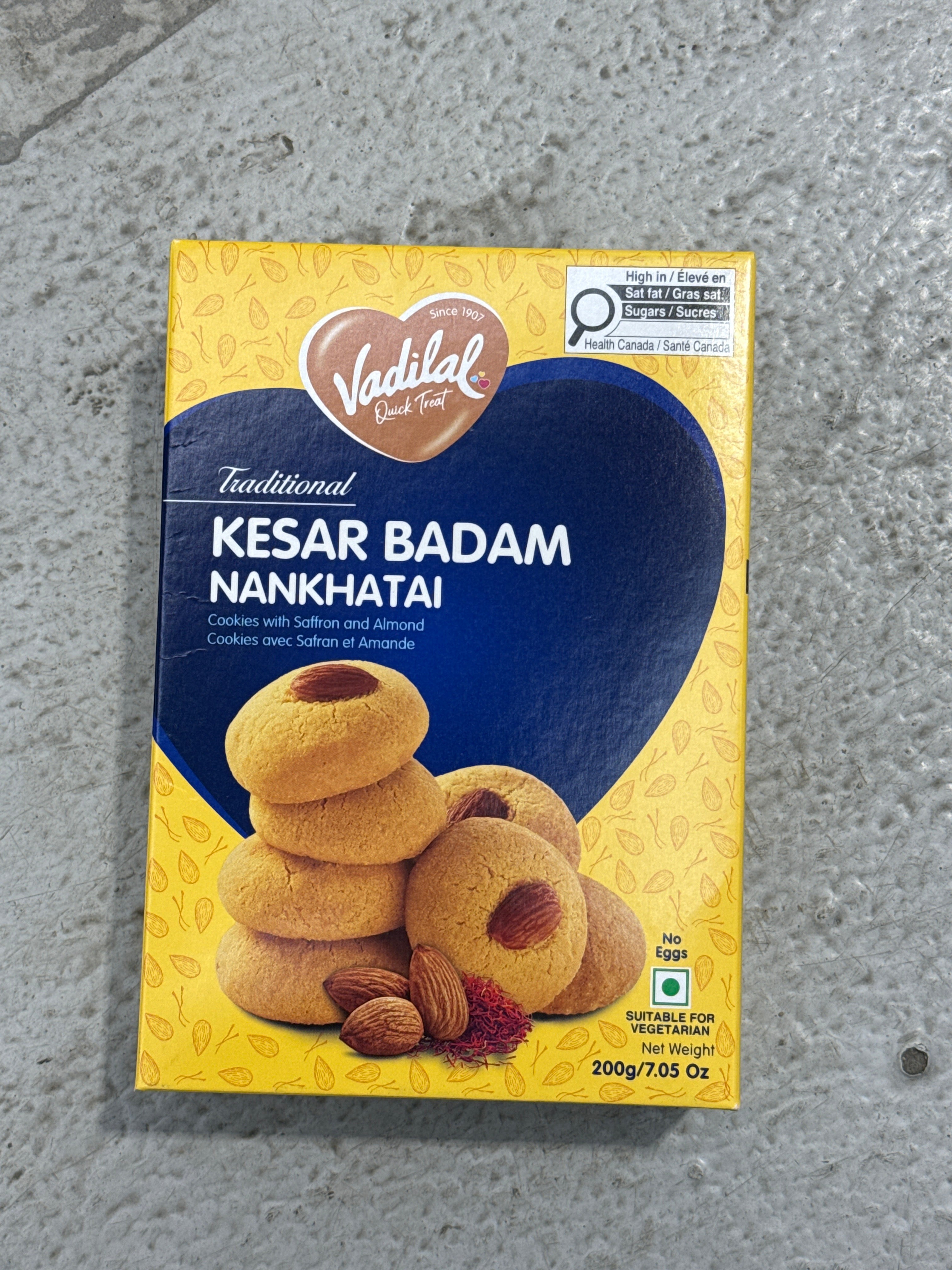Vadilal Kesar Badam Nankhatai