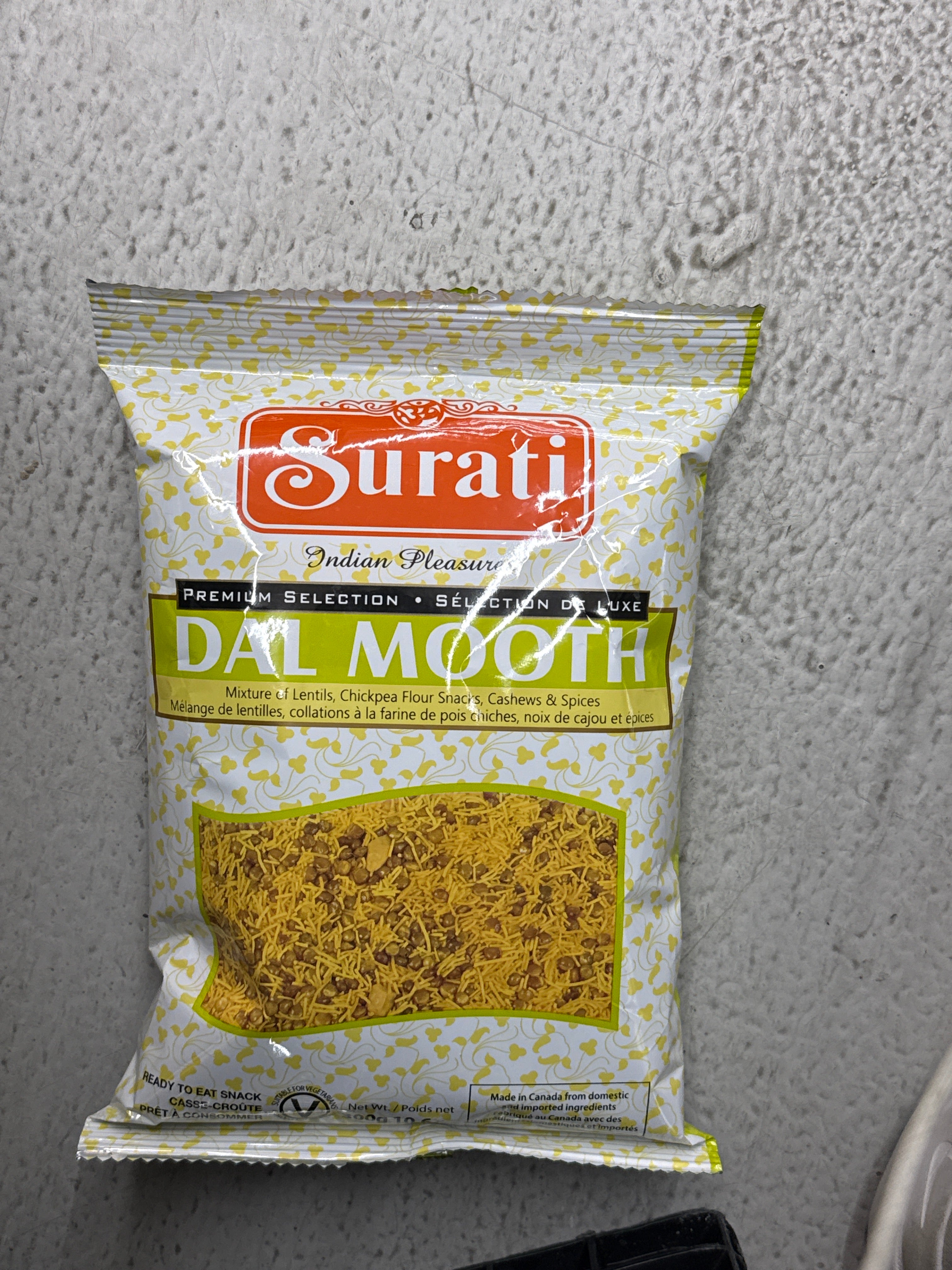 Surati Dal Mooth