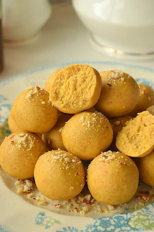 Besan Laduu