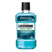 Listerine cool mint mouthwash