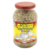 Mother‚ Garlic Pickle in Vinegar