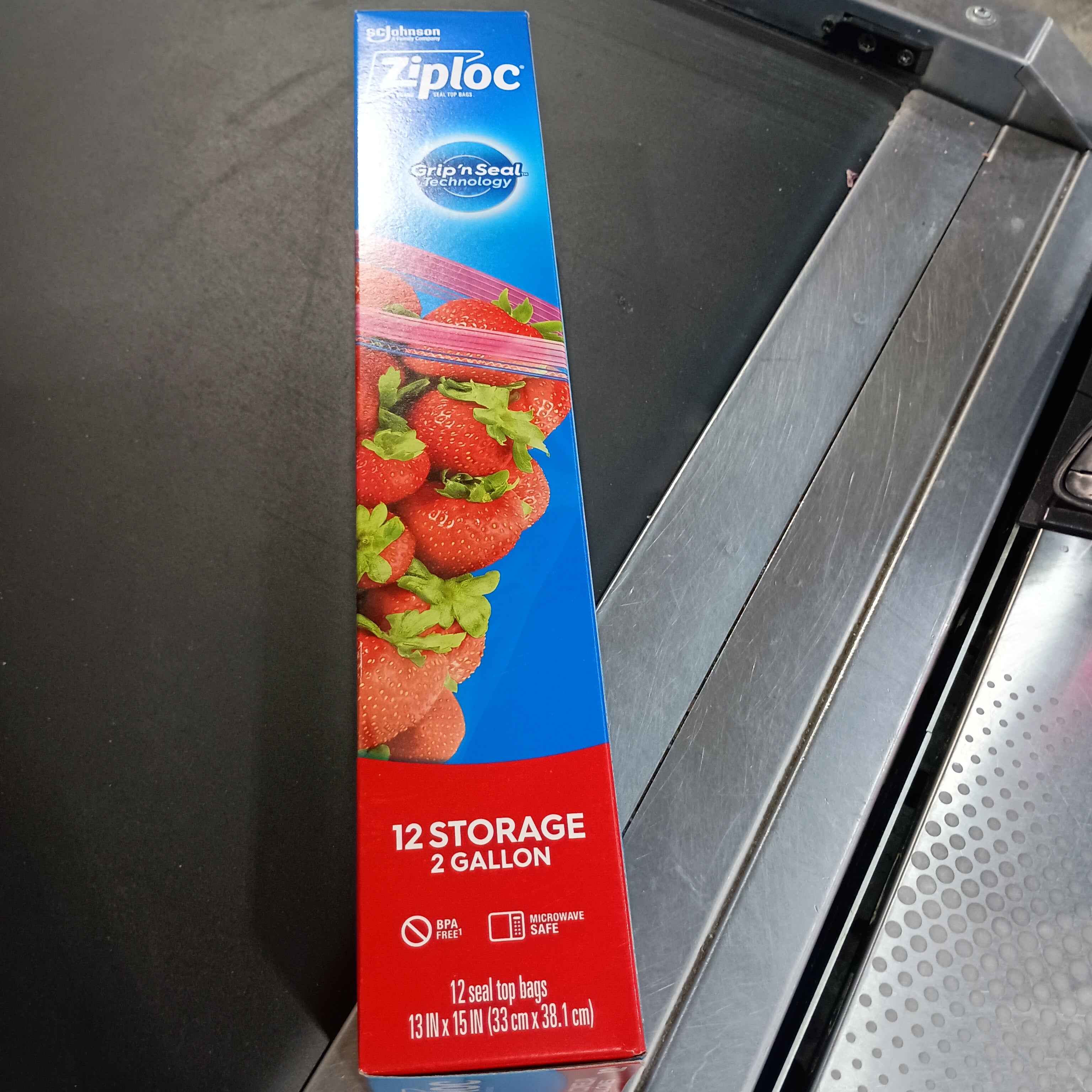 Ziploc storage 2 Gal 12 Bags